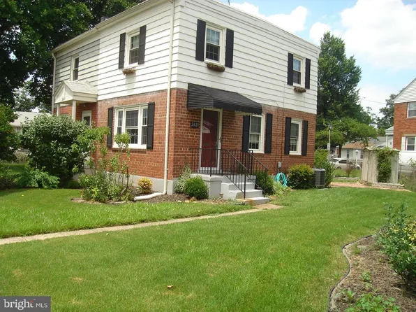 2621 S Four Mile Run Dr, Arlington, VA 22206