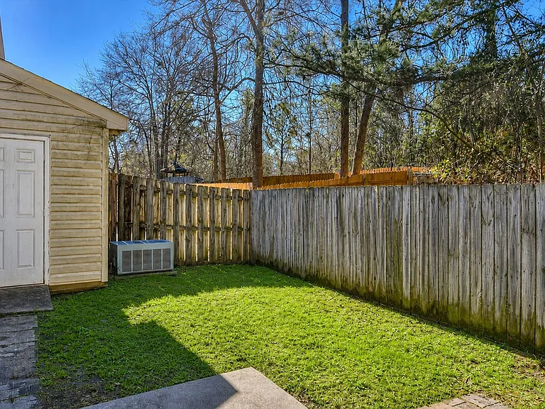 328 Hornhead Dr — Photo 14