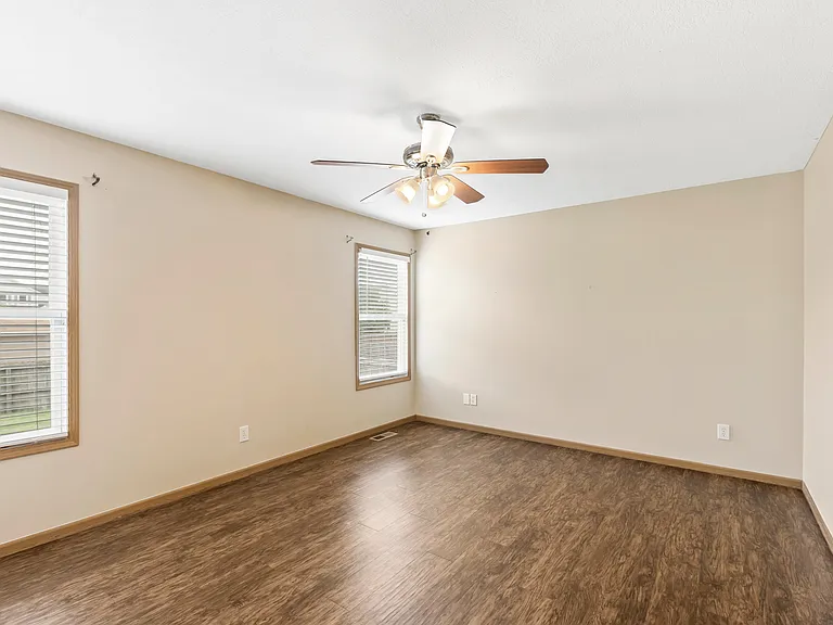 77 W Fieldstone — Photo 6