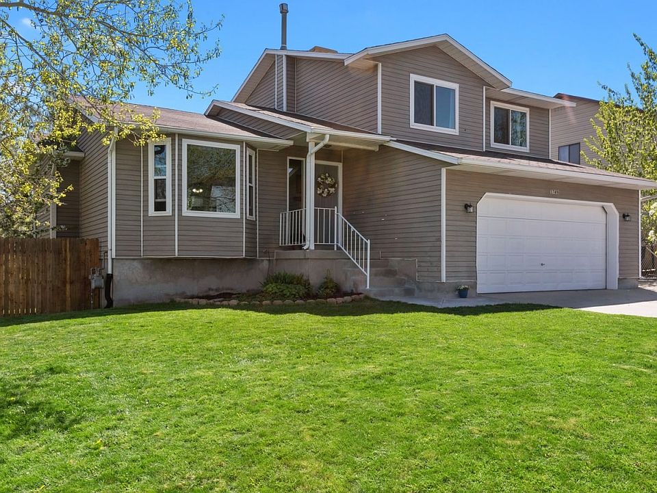 1st image of 3749 W Christy Hill Way
