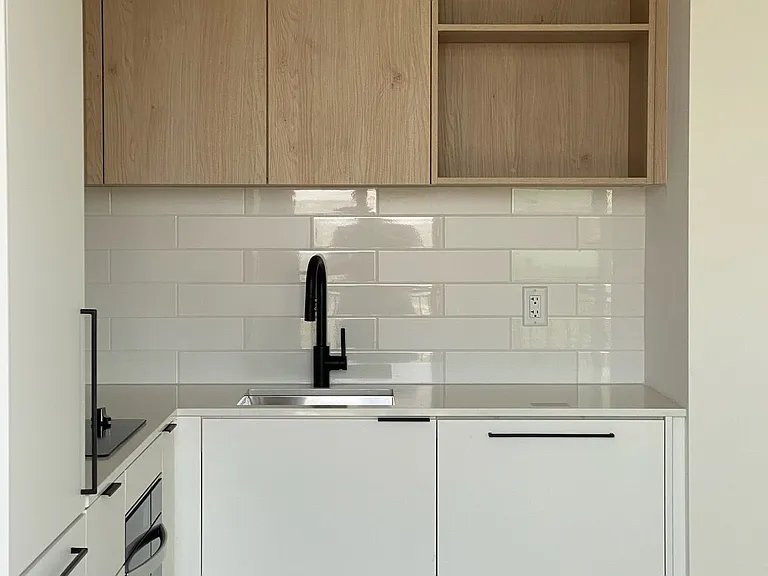 1185 Dupont St #2605 — Photo 7