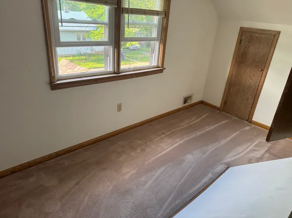 201 S Spring St, Perryville, MO 63775