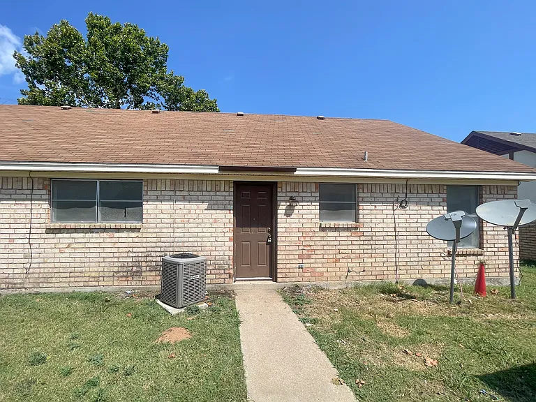 433 W Panther Way — Photo 17