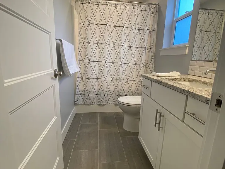 1332 Wasco St — Photo 13