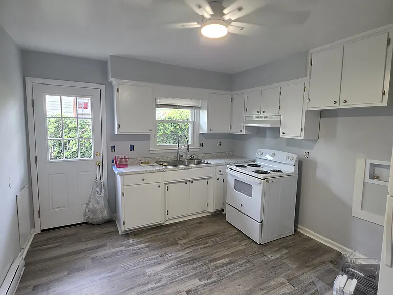 9234 Rippard Ave — Photo 26