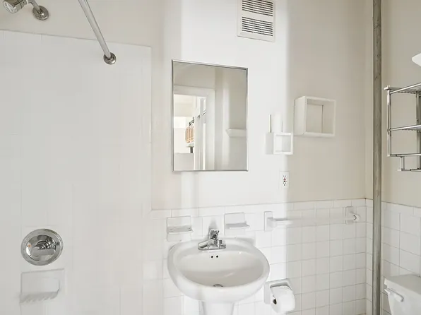 344 East 9th Street image 8 of 11