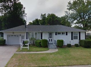 11 Duchess Ct, Cheektowaga, NY 14225