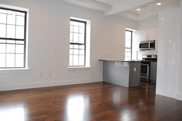 Rented by Urban Ambiance | media 3