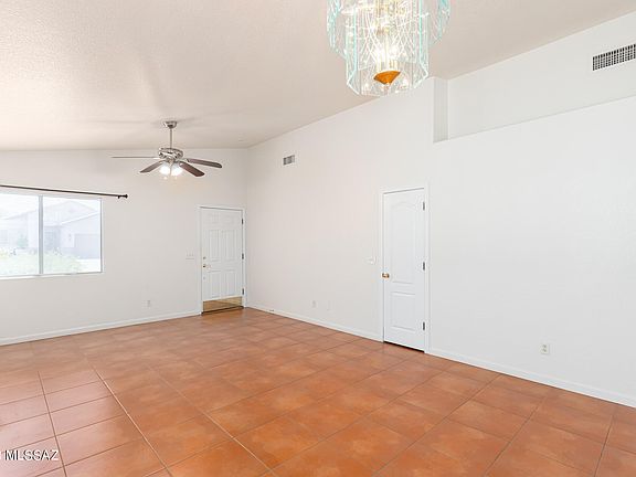 5th image of 2627 W Cezanne Cir