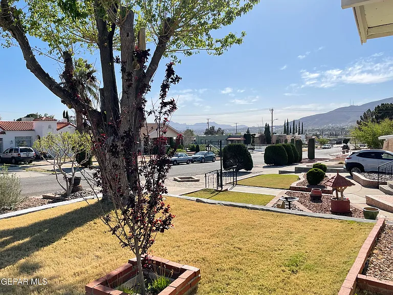 4415 Cumberland Ave — Photo 35