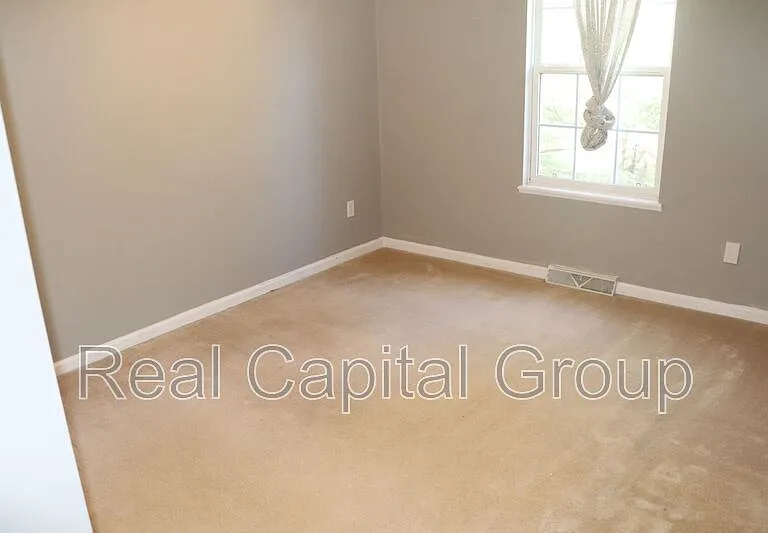 25 A Mapleridge Ave #B — Photo 14