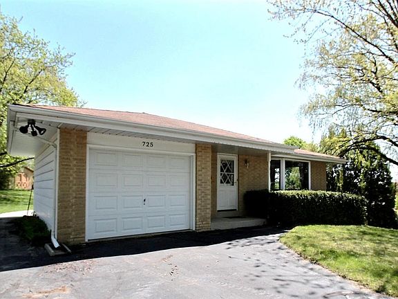 2nd image of 725 Greenmeadow Dr