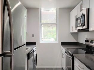 82-76 116th St #403, Richmond Hill, NY 11418