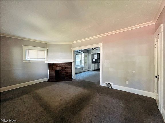 3rd image of 1061 E 169th St