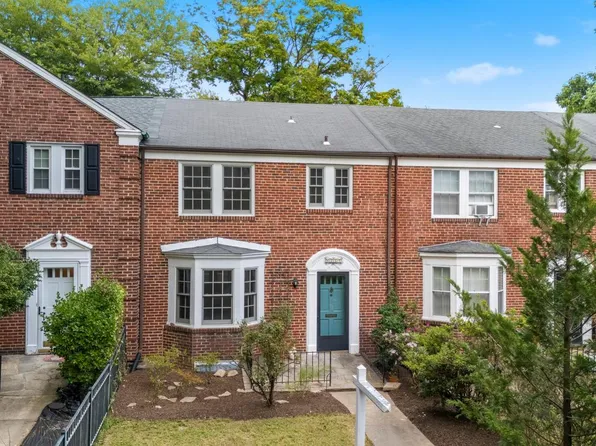 4237 Wickford Rd, Baltimore, MD 21210