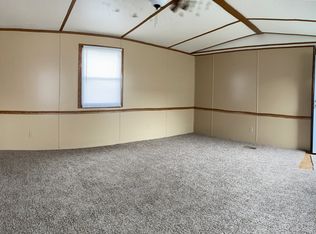 6 Adventure Rd #152, Louisville, KY 40216