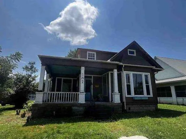 107 W Main St, Westport, IN 47283