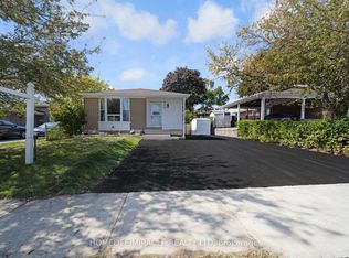 860 Liverpool Rd, Pickering, ON L1W1S4