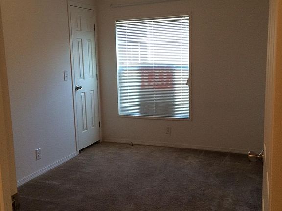 3rd image of 607 105th Street Ct E