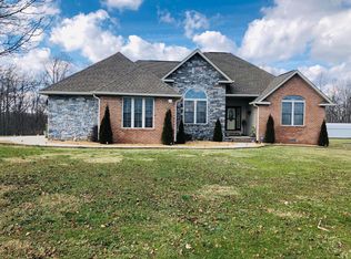 1170 Pow Camp Rd, Crossville, TN 38572