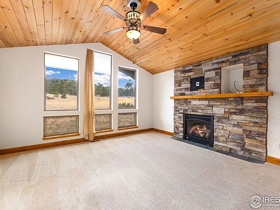 5th image of 2151 Larkspur Ave