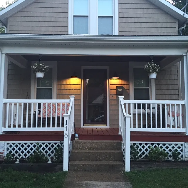 116 S Elm St photo 1