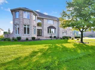 12118 Sarkis Dr, Mokena, IL 60448