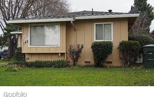 2nd image of 142 S Bernardo Ave