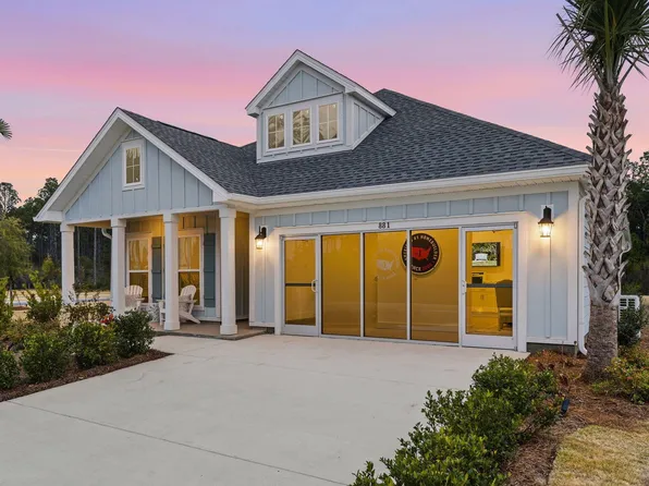 881 Crystal Bayou Blvd, Panama City Beach, FL 32407
