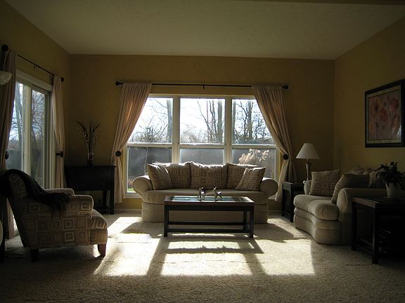 2nd image of 5829 Thornberry Ct