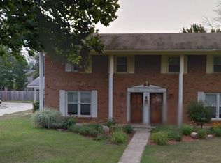 5604 W Hills Rd, Fort Wayne, IN 46804