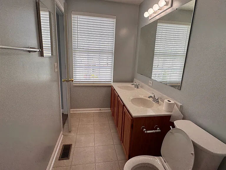748 Freedom Dr — Photo 14