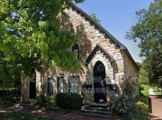 1001 Kentucky St APT 4, Lawrence, KS 66044