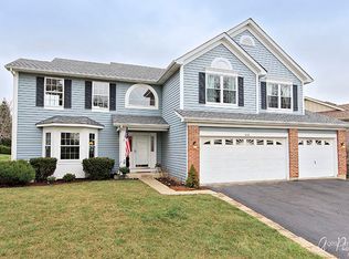 1112 Oaktree Trl, Lake Villa, IL 60046