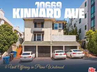 2046 Sunset Plaza Dr, Los Angeles, CA 90069