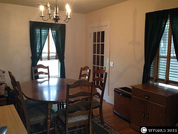 4th image of 384 N Burritt Ave