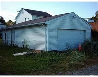 1036 Main St photo 1