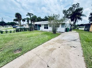 718 Lunar Lake Cir, Cocoa, FL 32926