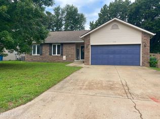 108 Randolph Dr, Carl Junction, MO 64834