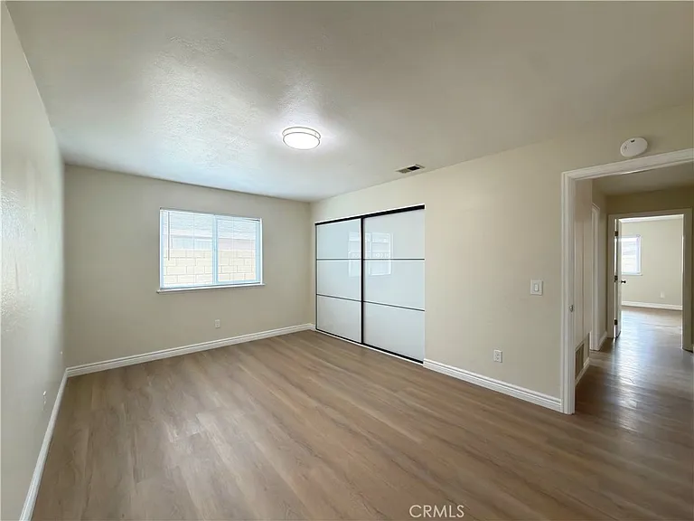 7689 Cornel Ct — Photo 12