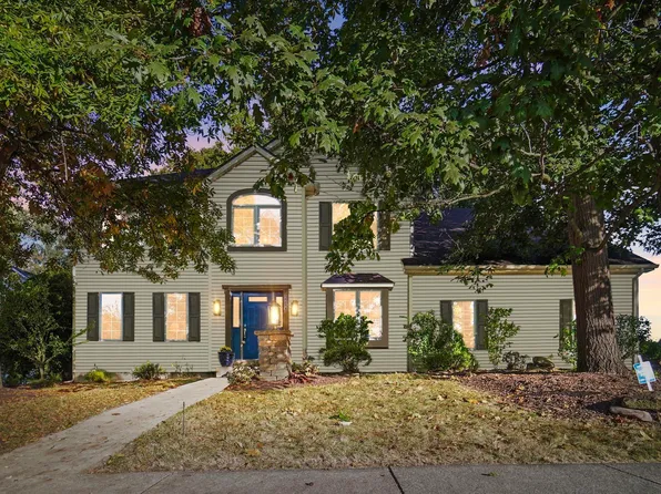 6627 Oxbow Ln, Fort Wayne, IN 46845