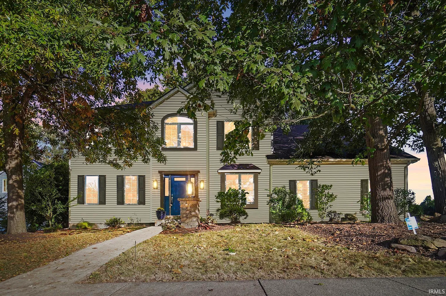 6627 Oxbow Ln photo 1