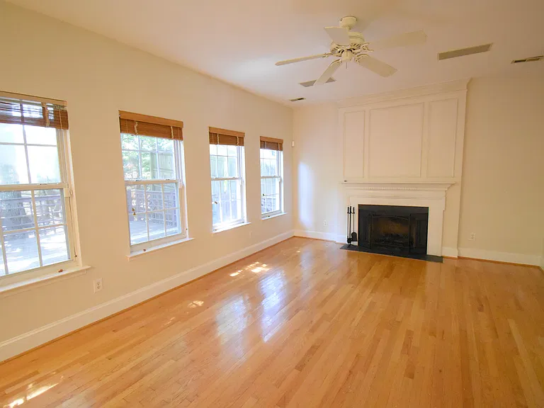 3704 Wind Ridge Pl — Photo 10
