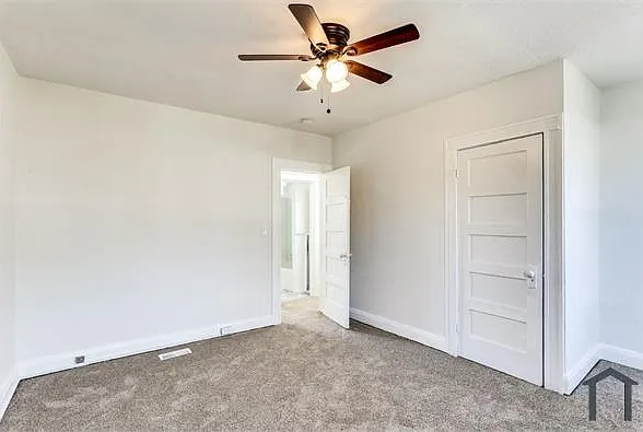 3045 Mathews St — Photo 4