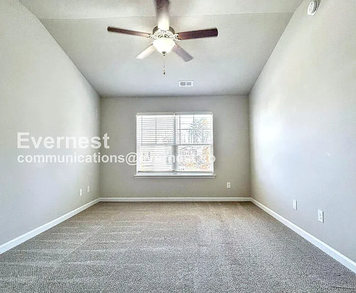 8037 Alderton Ln — Photo 7