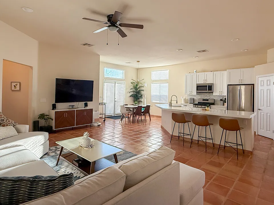 78535 Sagebrush Ave