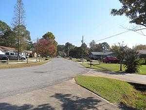 1325 Riva Ct, Panama City, FL 32404