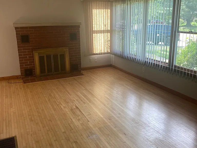 1510 E Matlock Rd — Photo 7