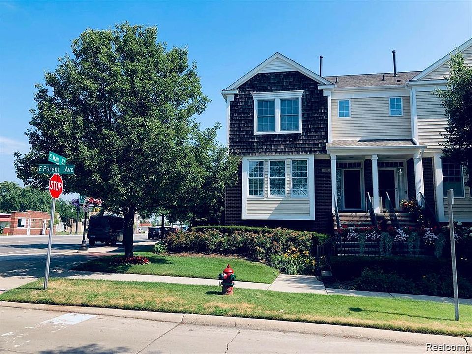 1st image of 109 E Parent Ave
