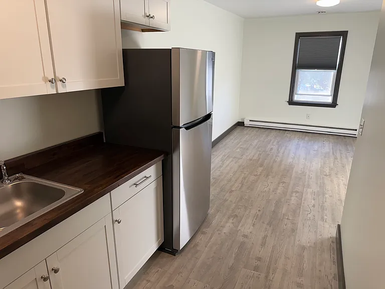 55 N Main St — Photo 10